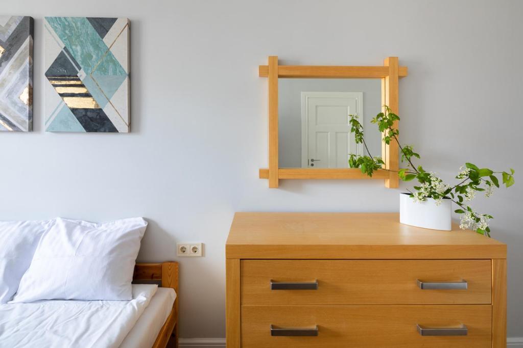 Cozy 2 Bedroom Apartment In Riga Centre Екстер'єр фото